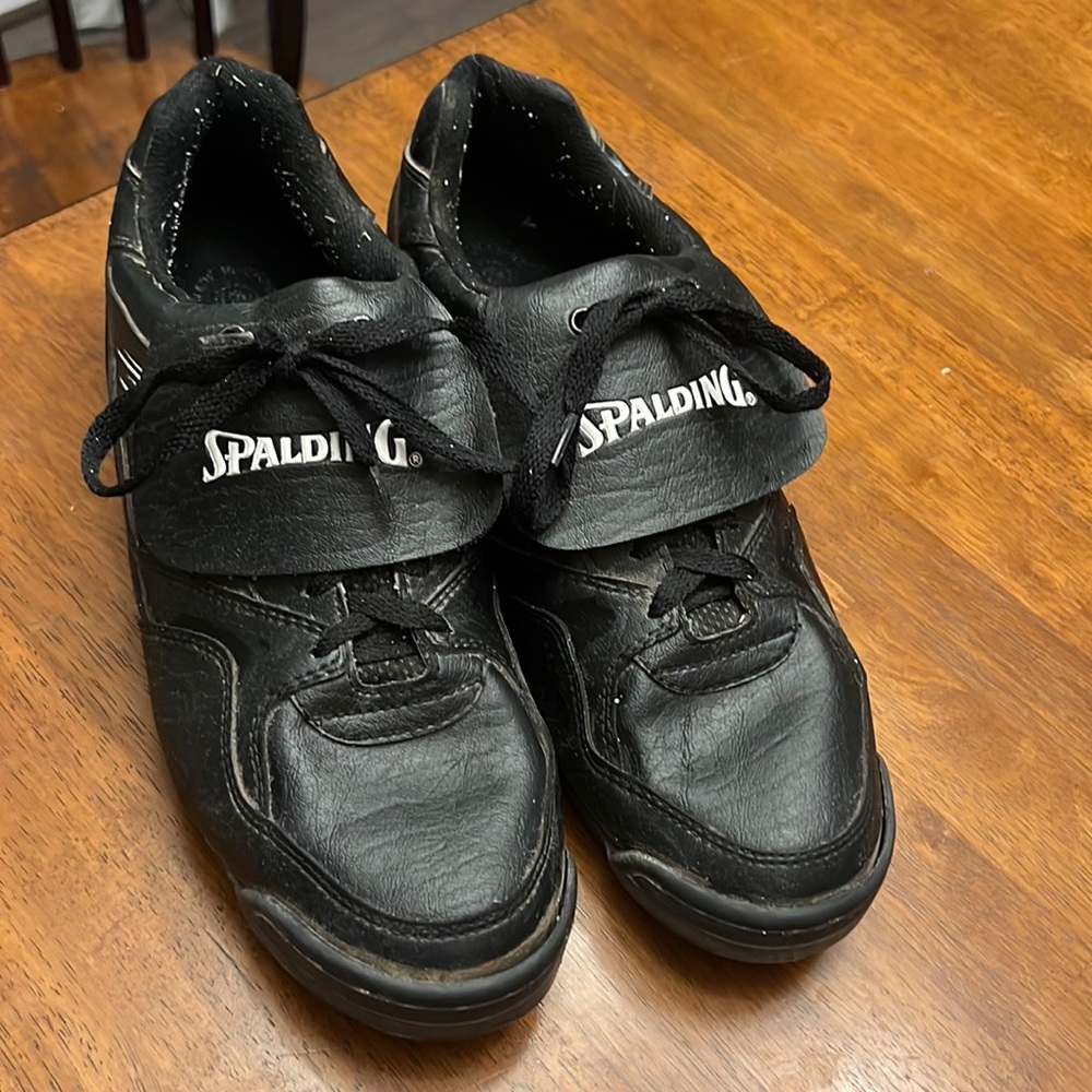 Men’s Spalding Competition Series Leather Cleats